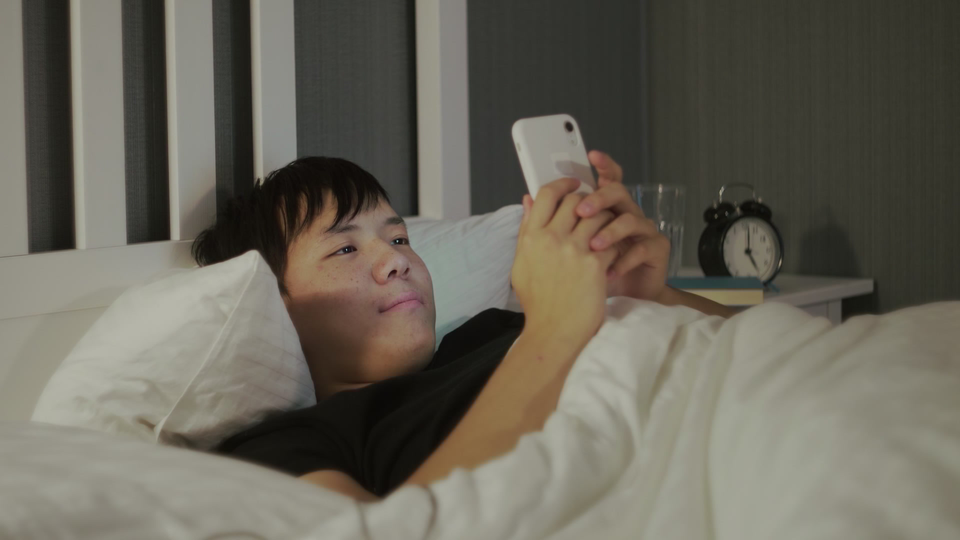 South Korea’s Jobless 30-Somethings Hit Record High as AI and Manufacturing Slump Reshape Labor Market