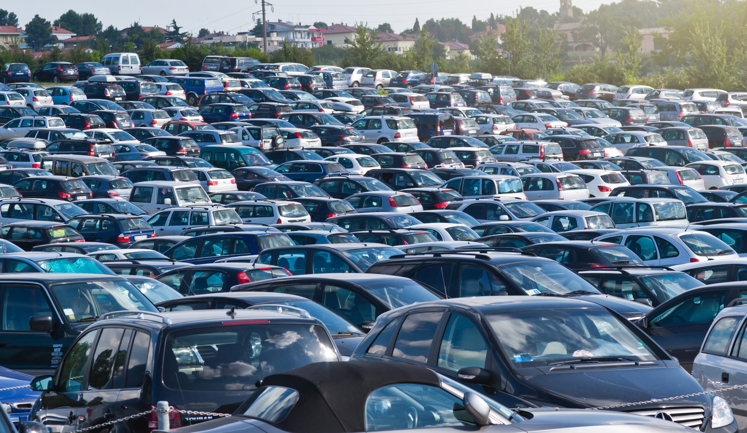 South Korea’s Hybrid-Car Boom Falters as EV Sales Surge, Reshaping Auto Market