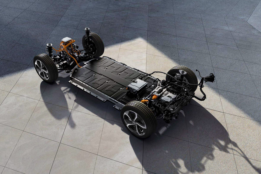 EV Battery Glut Gives Automakers More Leverage Over Suppliers
