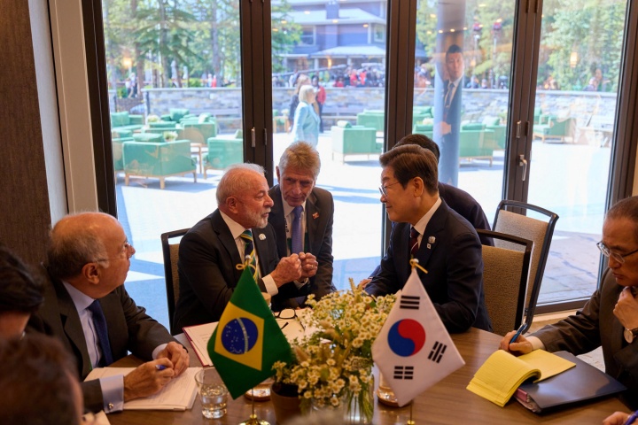 South Korea, Brazil Deepen Ties on Critical Minerals, Defense and Trade