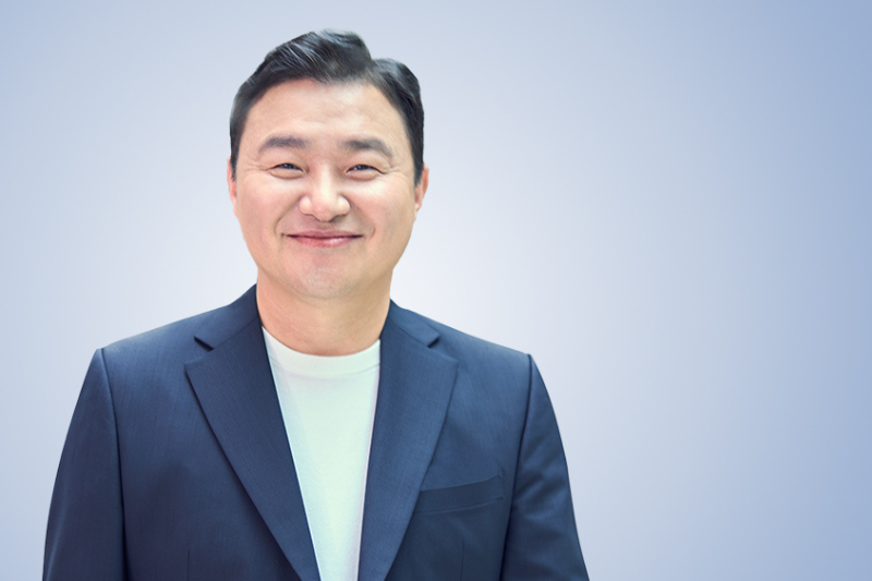 Samsung Aims to Lead AI Shift in Devices, CEO Tells Employees in New Year Message