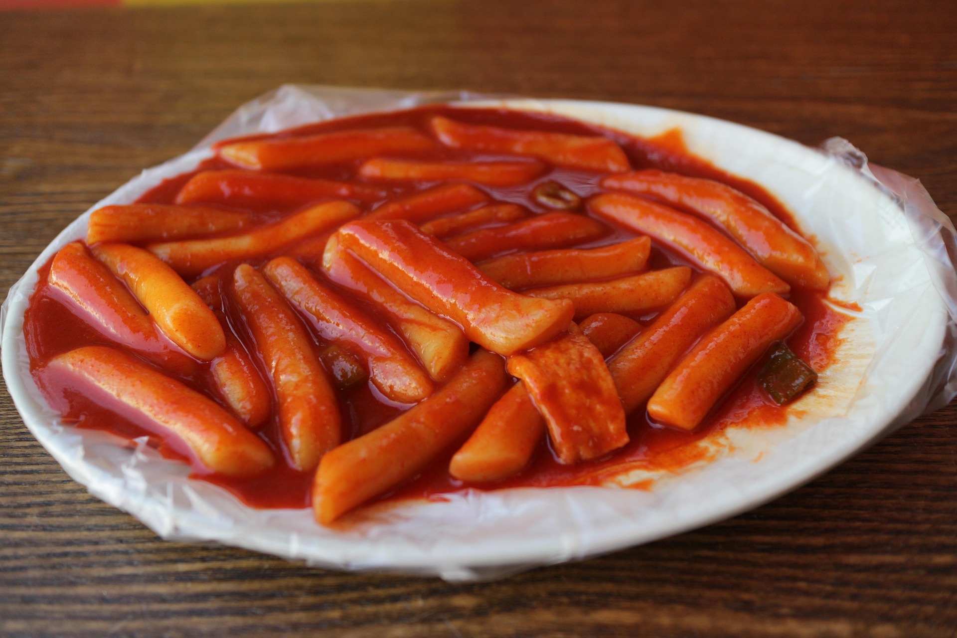Why South Korea Protects the Rice Cake Makers Behind Tteokbokki From Big Business
